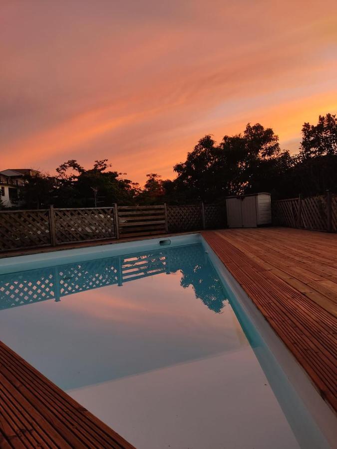 Logement Acces Piscine باس تير المظهر الخارجي الصورة